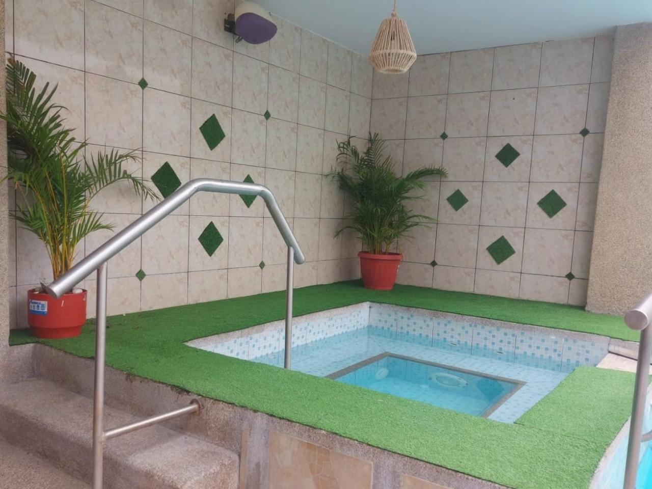 Hotel Dorado Inn ซาลีนาส ภายนอก รูปภาพ